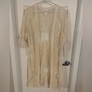 NWT Time & Tru Cream Lace Kimono